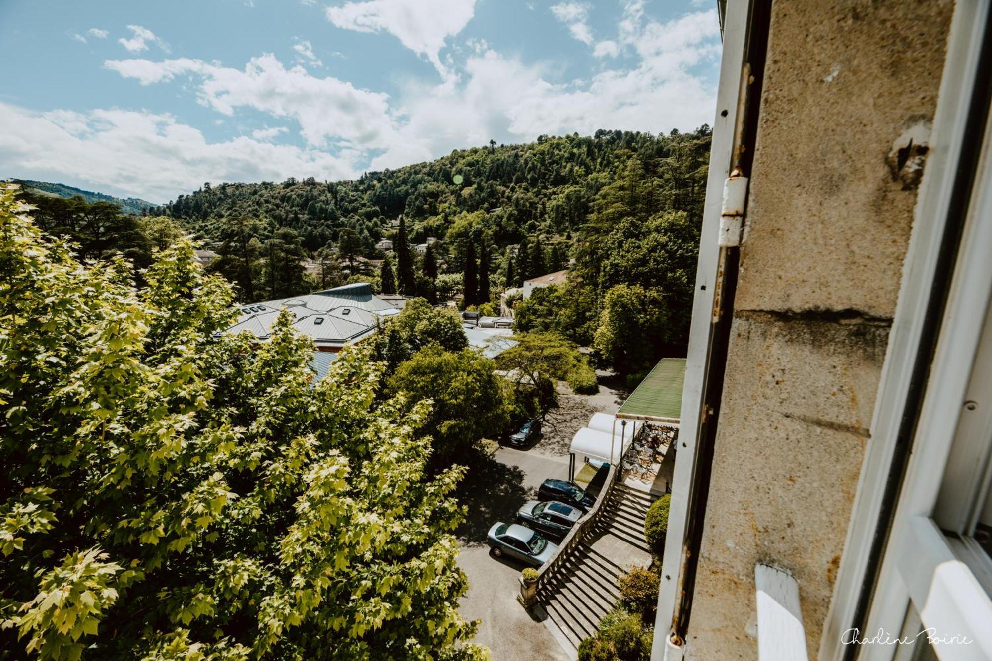 Grand Hotel Des Bains Vals-les-Bains Exterior foto