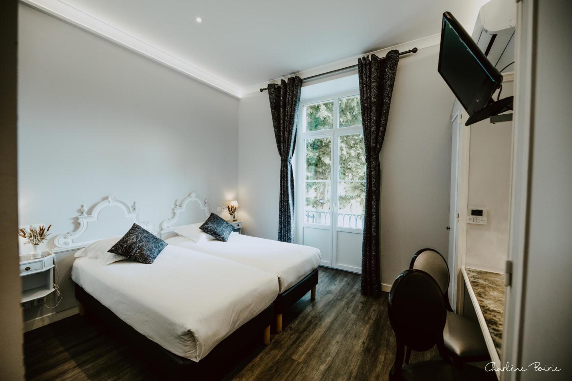 Grand Hotel Des Bains Vals-les-Bains Exterior foto